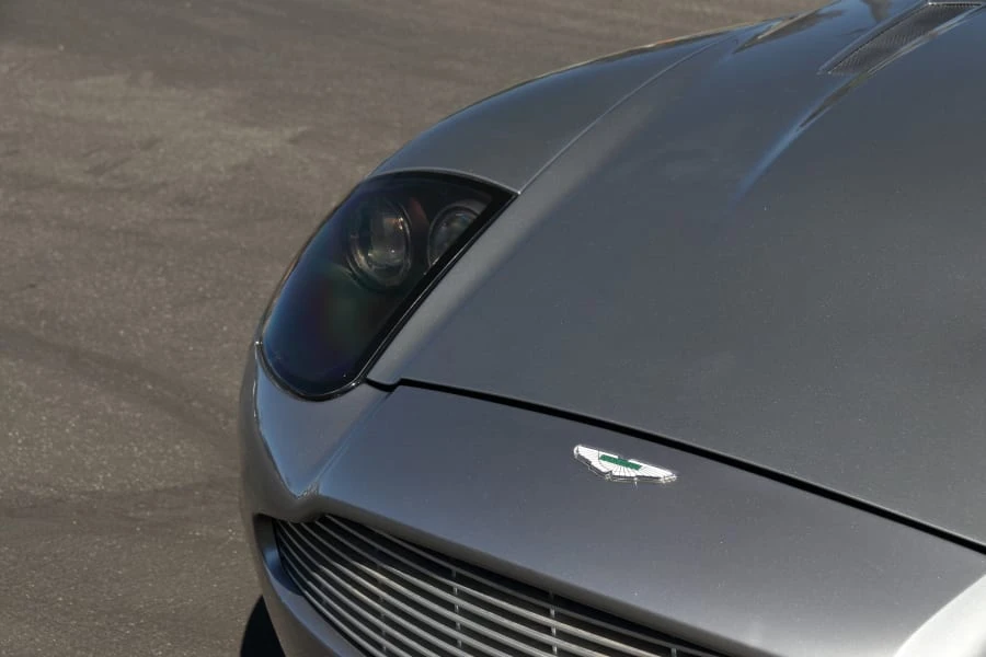 2002 Aston Martin Vanquish 1st Gen - Image 12 of 28