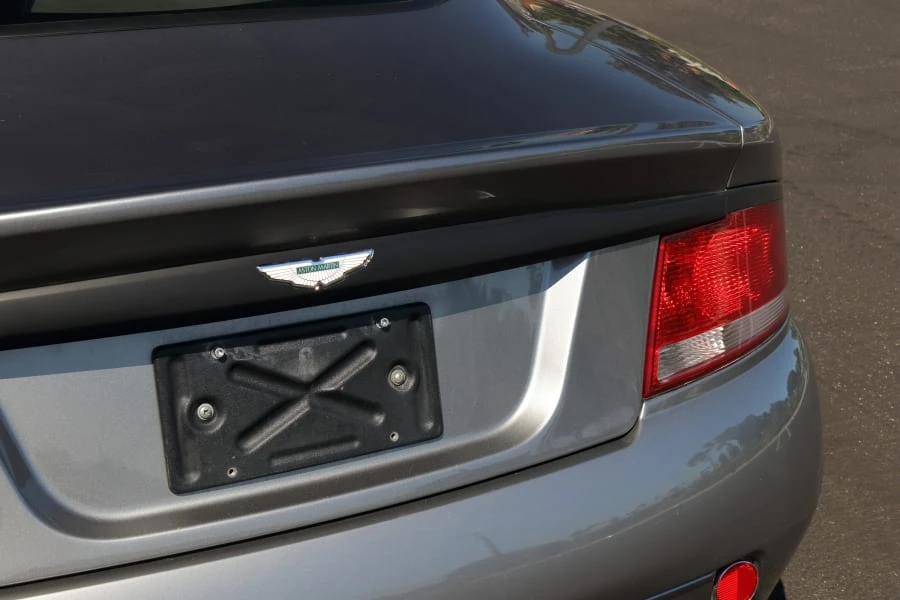 2002 Aston Martin Vanquish 1st Gen - Image 14 of 28