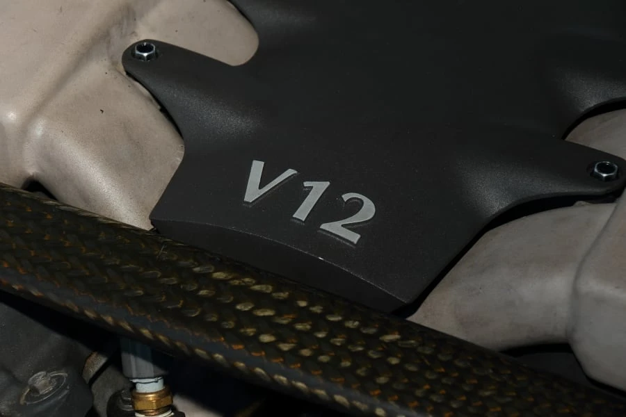 2002 Aston Martin Vanquish 1st Gen - Image 25 of 28