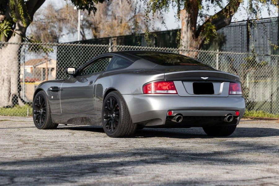 2002 Aston Martin Vanquish 1st Gen - Image 7 of 25
