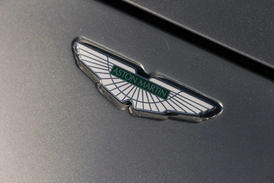 2002 Aston Martin Vanquish 1st Gen - Image 10 of 25