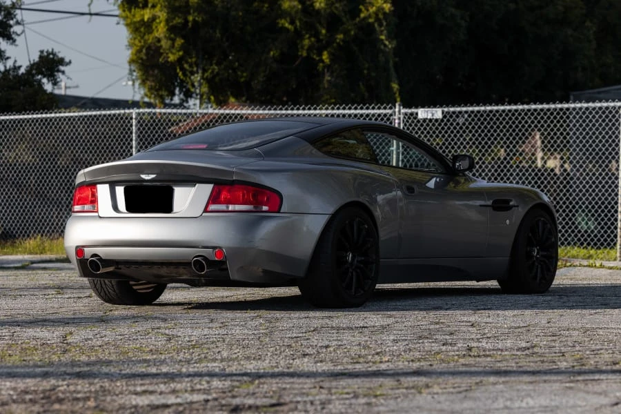 2002 Aston Martin Vanquish 1st Gen - Image 3 of 25