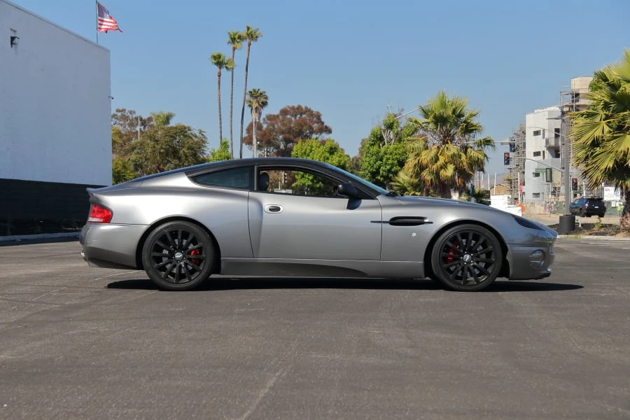 2002 Aston Martin Vanquish 1st Gen - Image 2 of 28