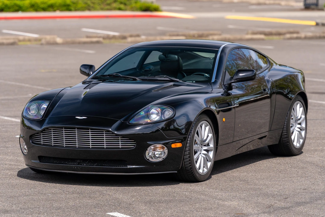 2002 Aston Martin Vanquish 1st Gen - Image 12 of 31
