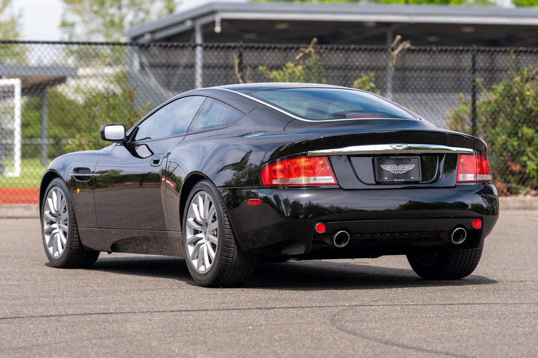2002 Aston Martin Vanquish 1st Gen - Image 30 of 31
