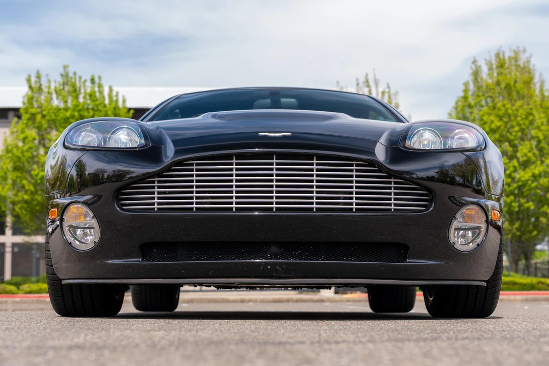 2002 Aston Martin Vanquish 1st Gen - Image 10 of 31