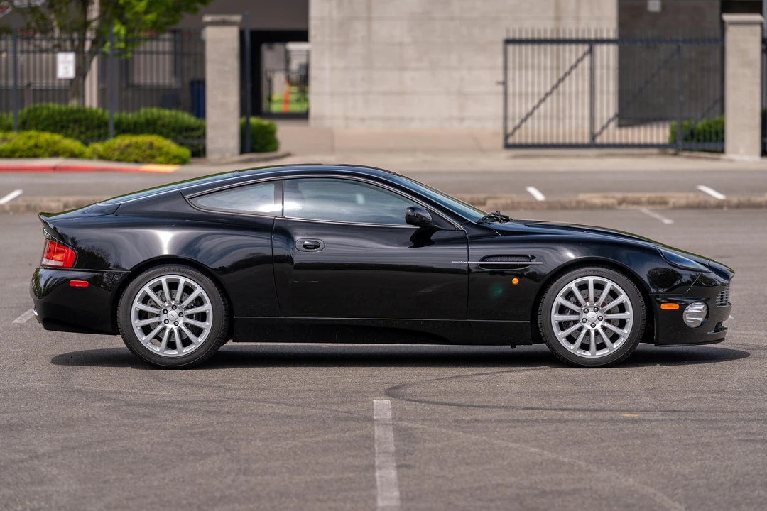 2002 Aston Martin Vanquish 1st Gen - Image 3 of 31