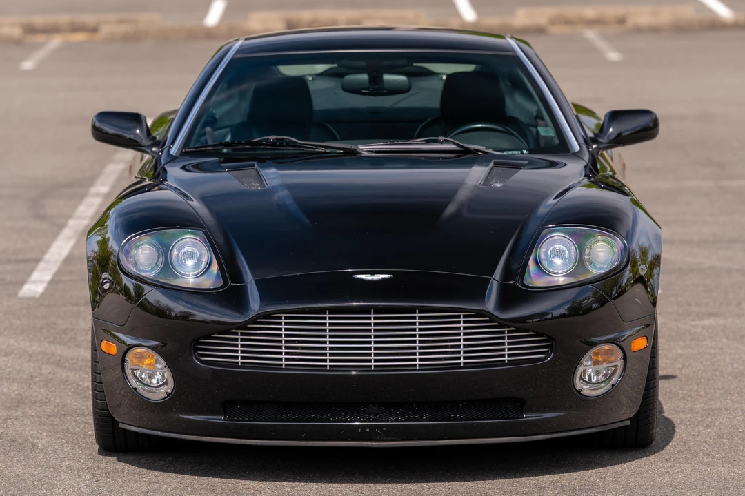 2002 Aston Martin Vanquish 1st Gen - Image 2 of 31