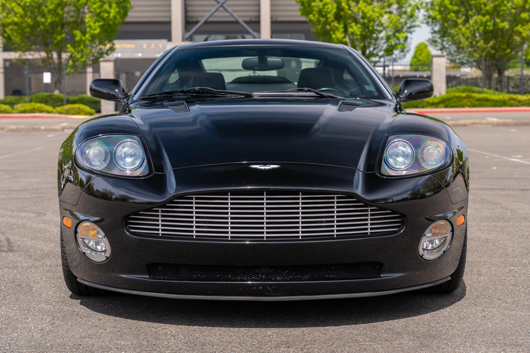 2002 Aston Martin Vanquish 1st Gen - Image 8 of 31