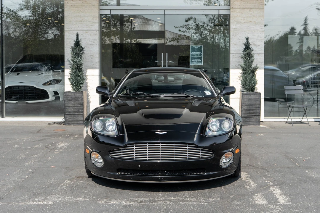 2002 Aston Martin Vanquish 1st Gen - Image 6 of 21