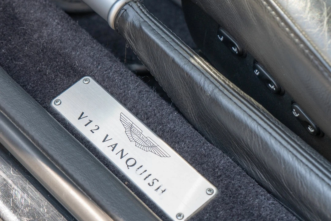 2002 Aston Martin Vanquish 1st Gen - Image 18 of 31