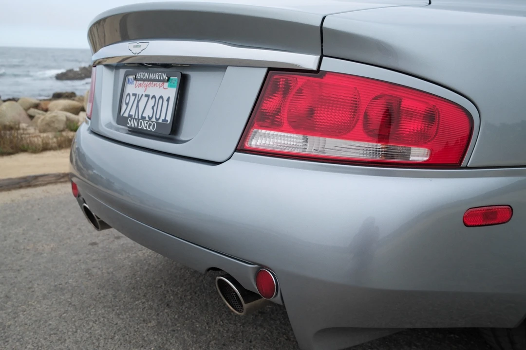 2002 Aston Martin Vanquish 1st Gen - Image 15 of 31
