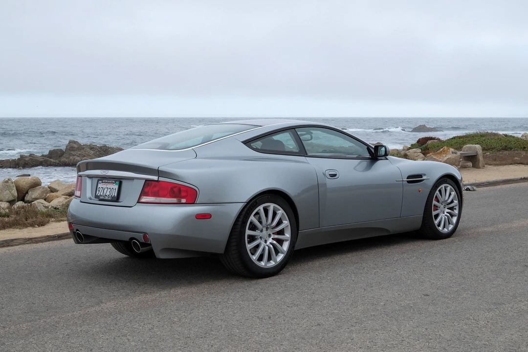 2002 Aston Martin Vanquish 1st Gen - Image 4 of 31