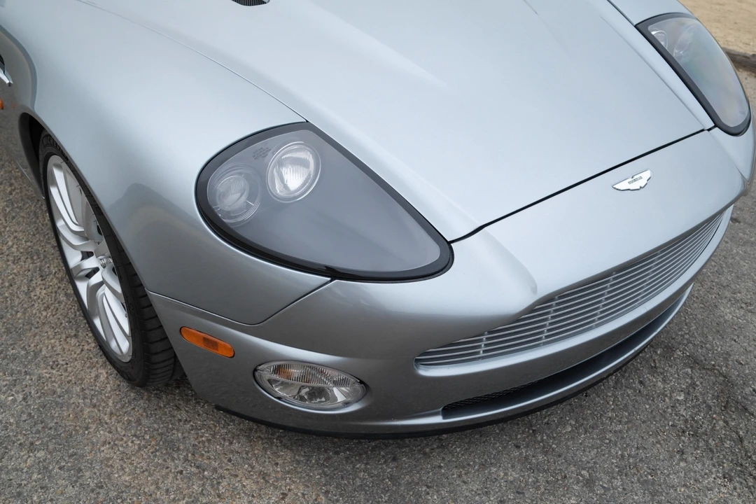 2002 Aston Martin Vanquish 1st Gen - Image 7 of 31