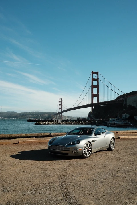 2002 Aston Martin Vanquish 1st Gen - Image 18 of 31