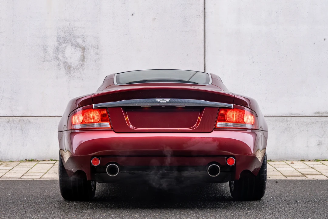 2002 Aston Martin Vanquish 1st Gen - Image 7 of 31