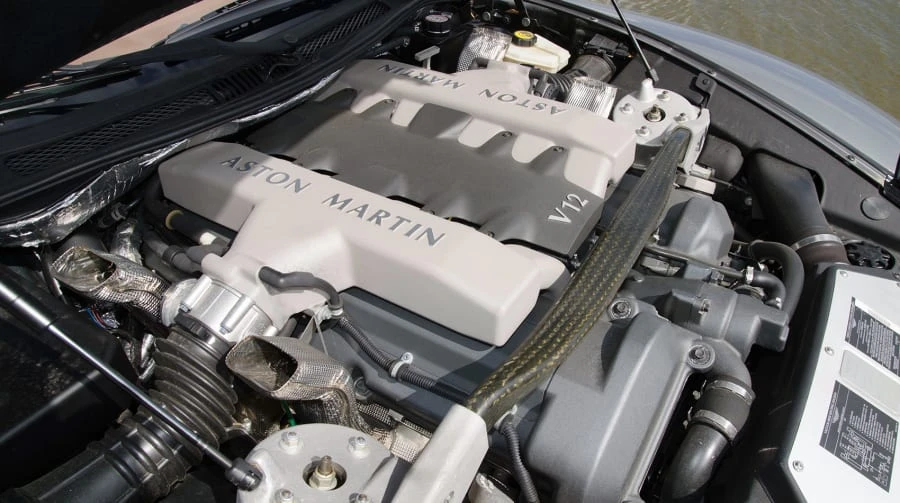 2002 Aston Martin Vanquish 1st Gen - Image 11 of 12