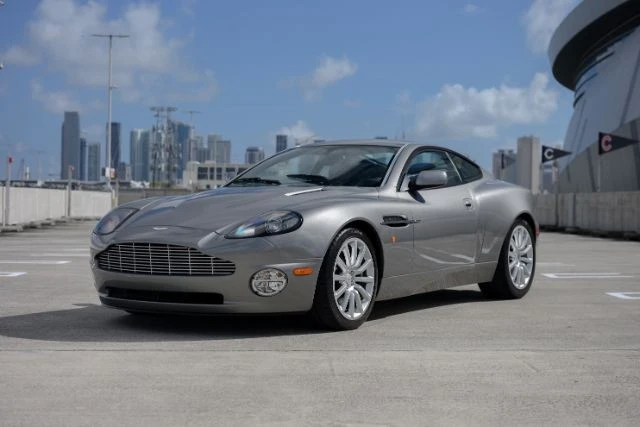 2002 Aston Martin Vanquish 1st Gen - Image 12 of 21