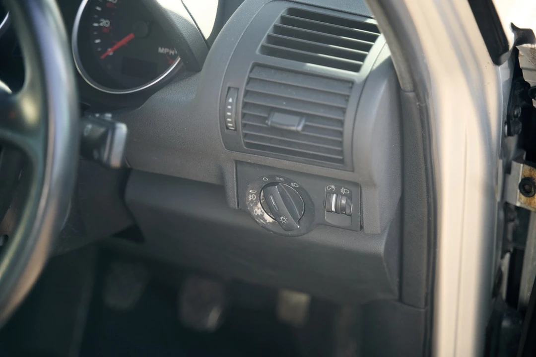 2002 Audi - Image 29 of 30