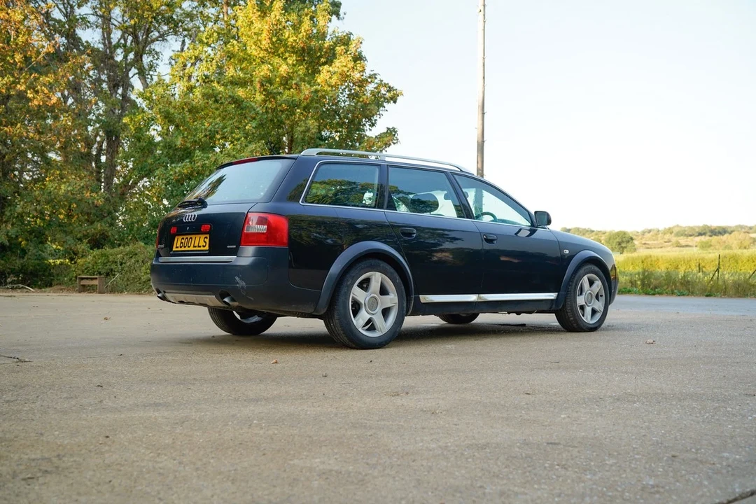 2002 Audi Allroad - Image 10 of 30