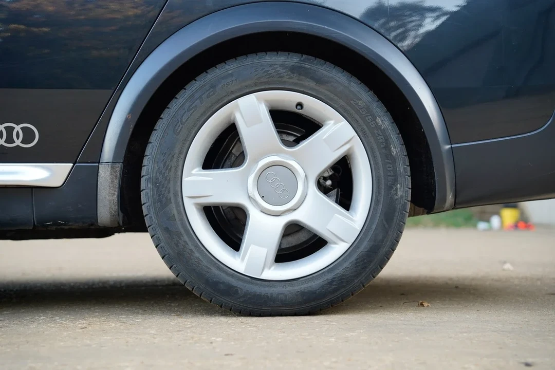 2002 Audi Allroad - Image 17 of 30