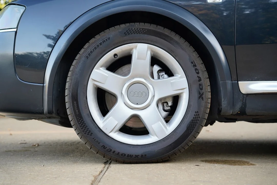 2002 Audi Allroad - Image 14 of 30
