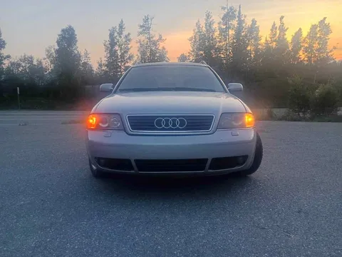 2002 Audi A6 Avant Quattro Wagon 4D