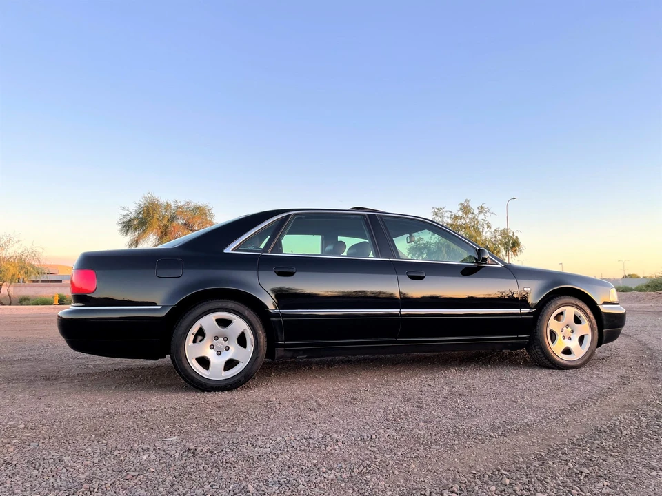 2002 Audi D2 A8 - Image 18 of 31