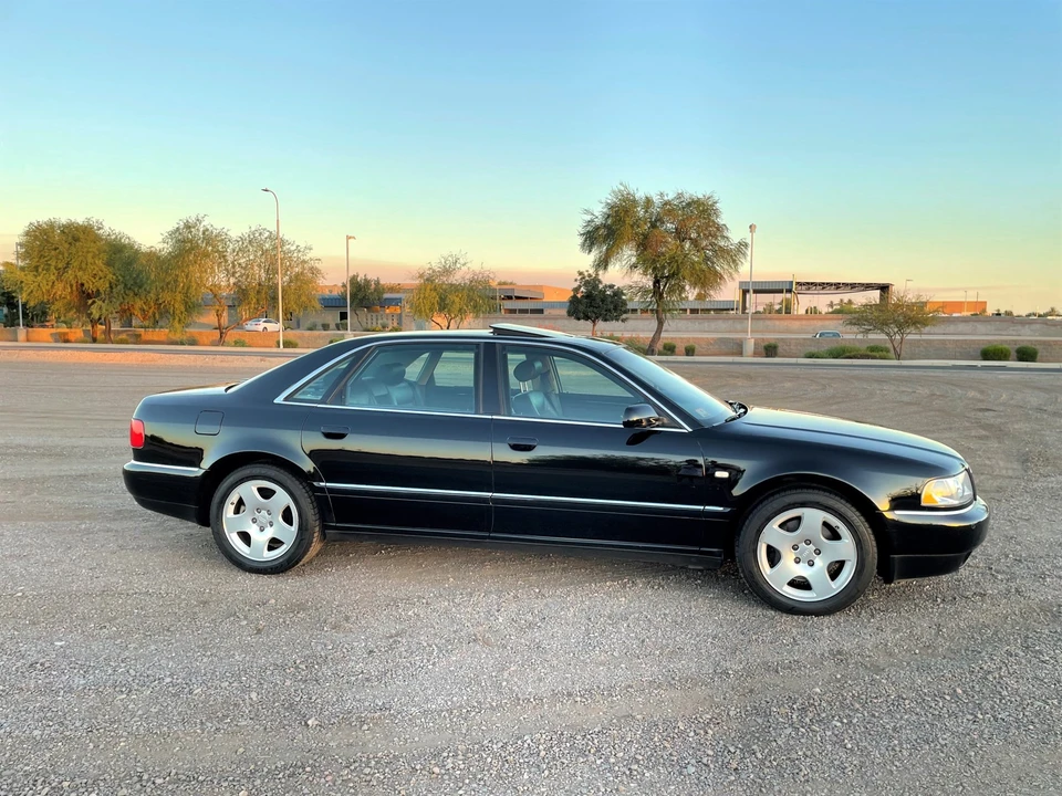 2002 Audi D2 A8 - Image 16 of 31