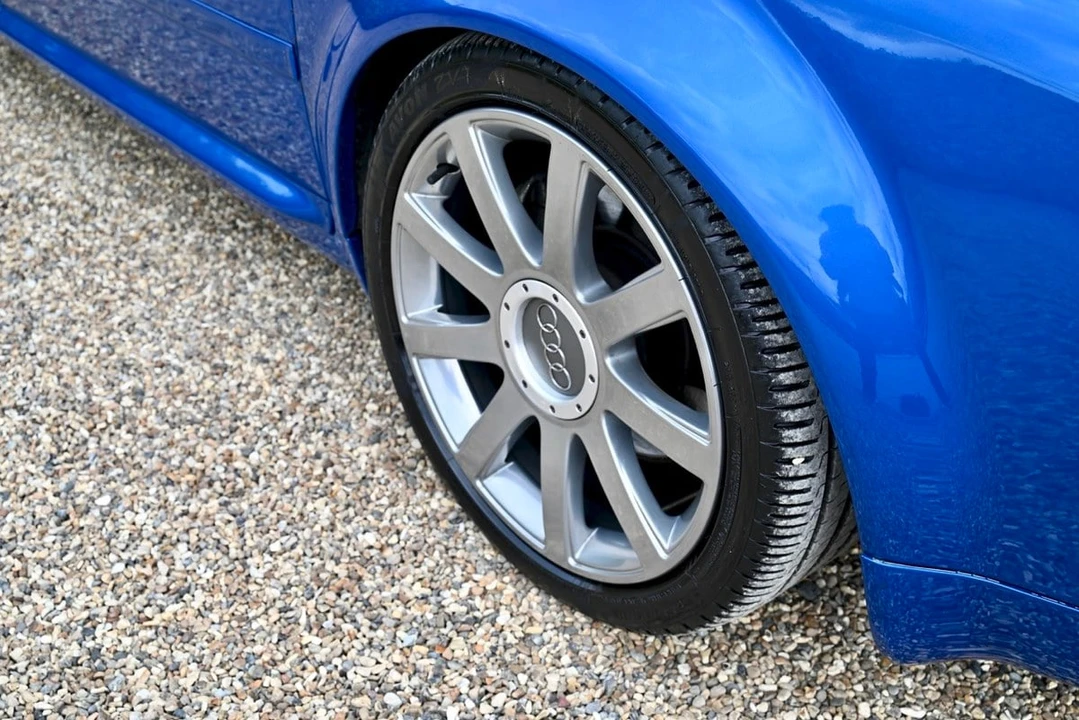 2002 Audi C5 S6 - Image 9 of 30