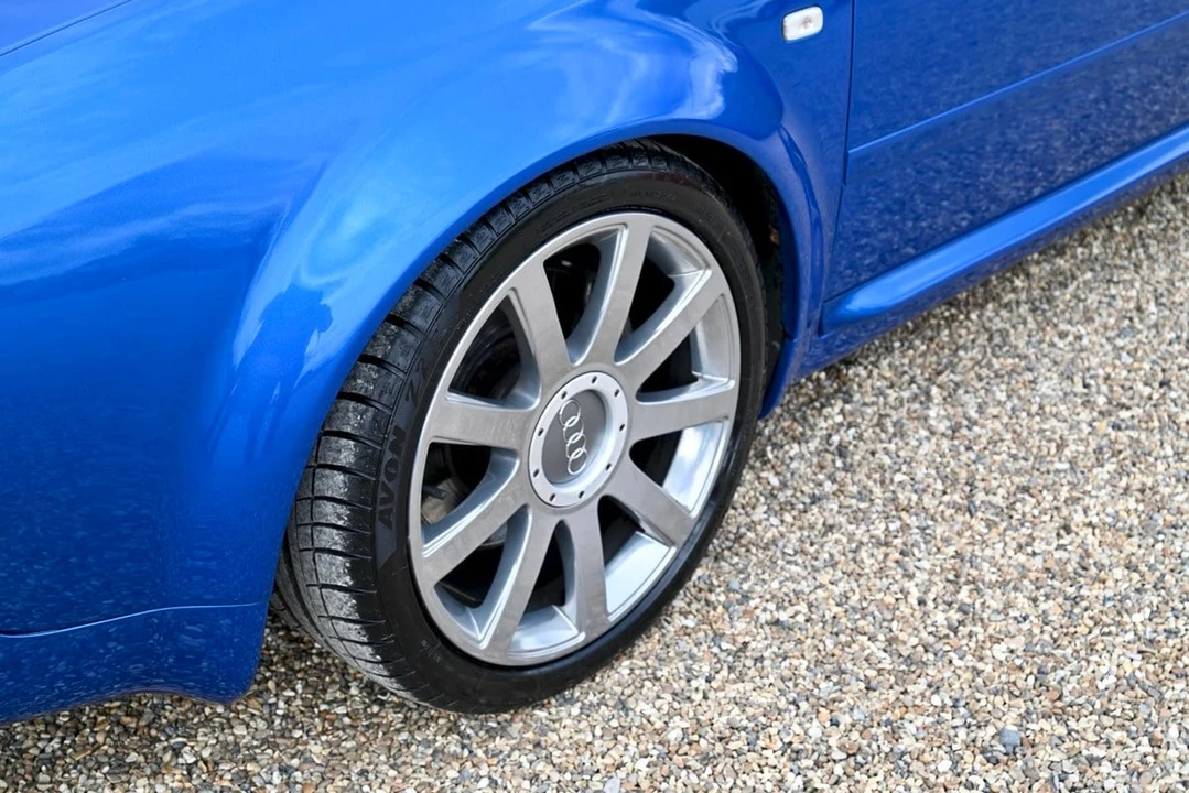 2002 Audi C5 S6 - Image 12 of 30