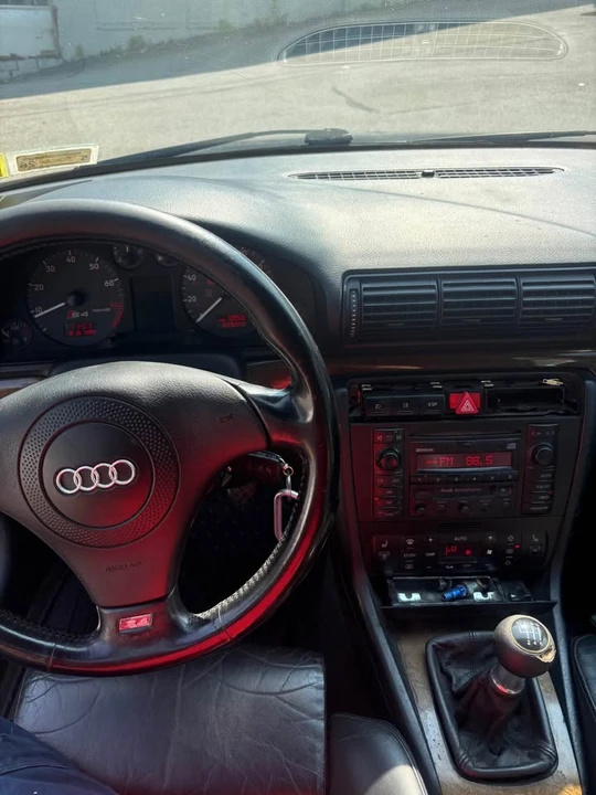 2002 Audi B5 S4 - Image 11 of 20