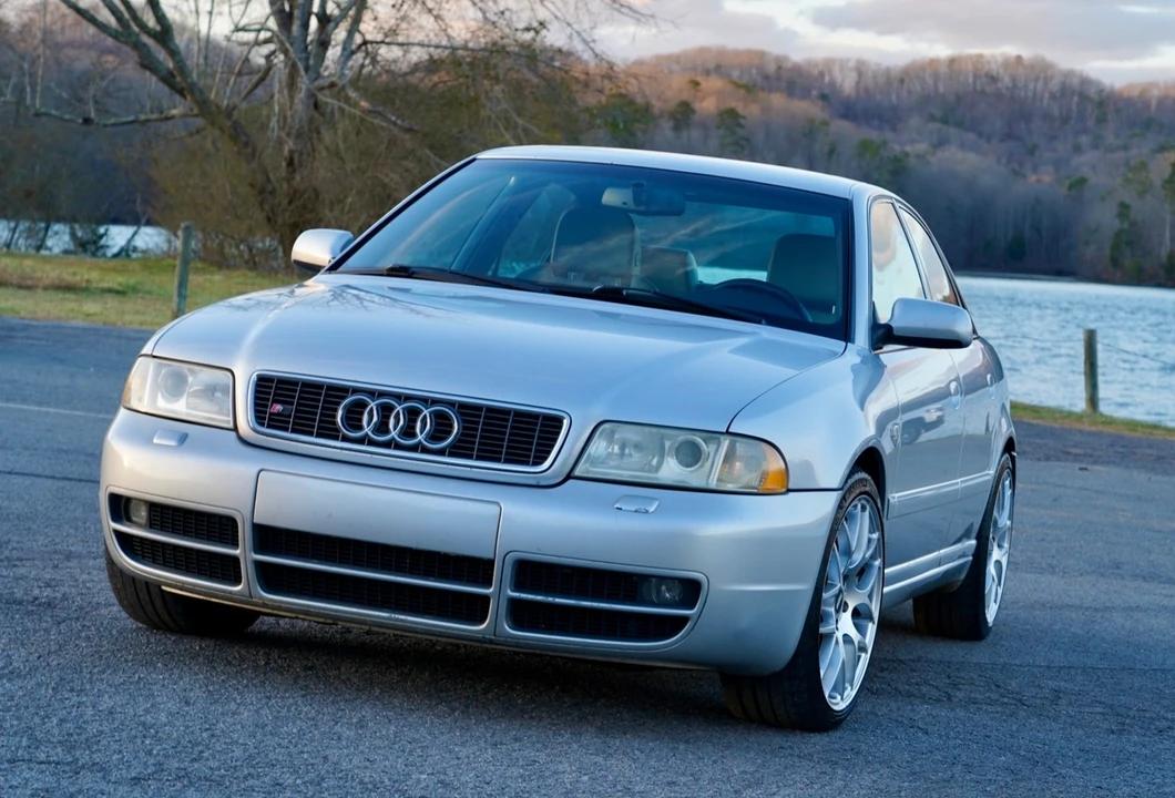 2002 Audi B5 S4 - Image 2 of 31