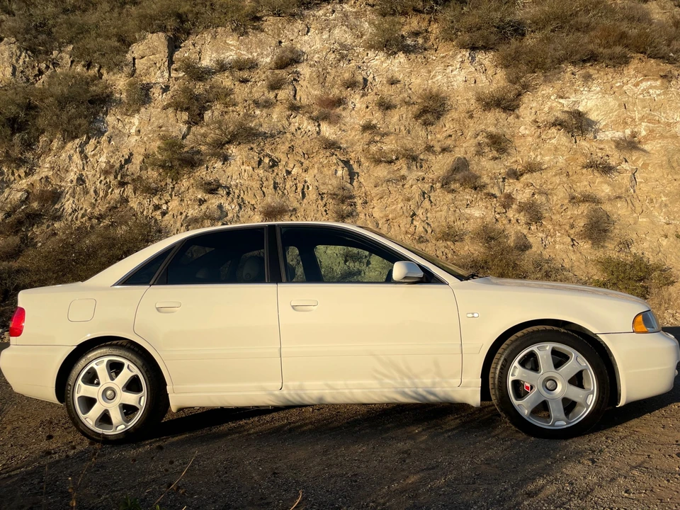 2002 Audi B5 S4 - Image 24 of 31