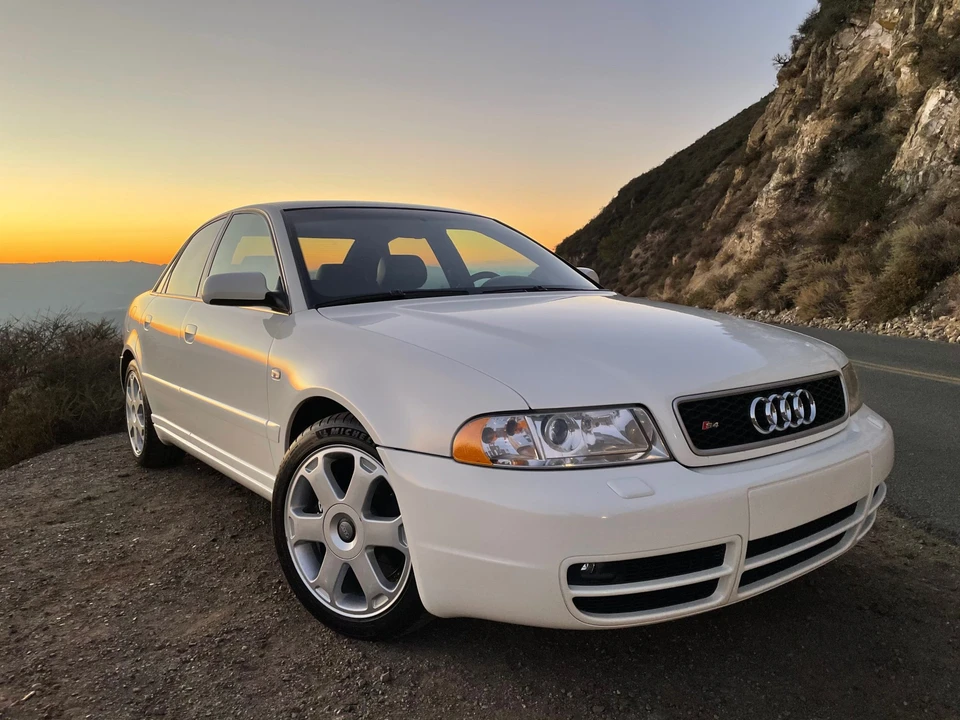 2002 Audi B5 S4 - Image 19 of 31