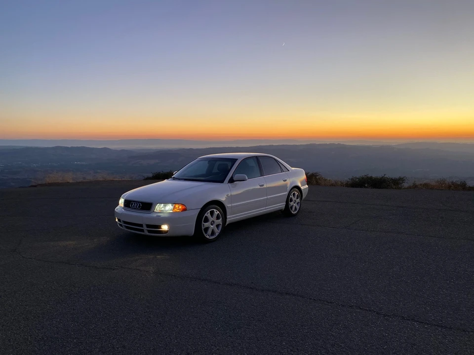 2002 Audi B5 S4 - Image 2 of 31