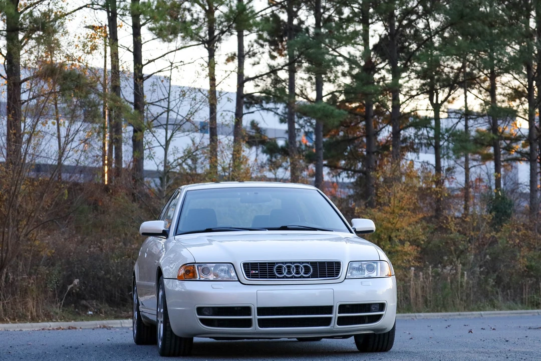 2002 Audi B5 S4 - Image 5 of 31