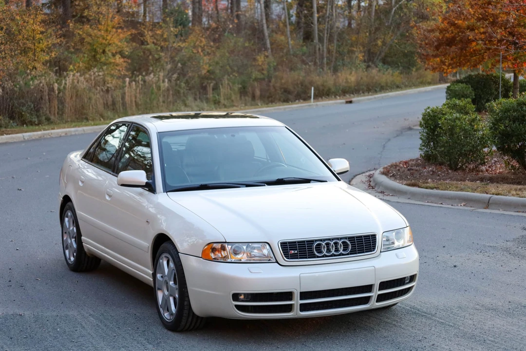 2002 Audi B5 S4 - Image 2 of 31
