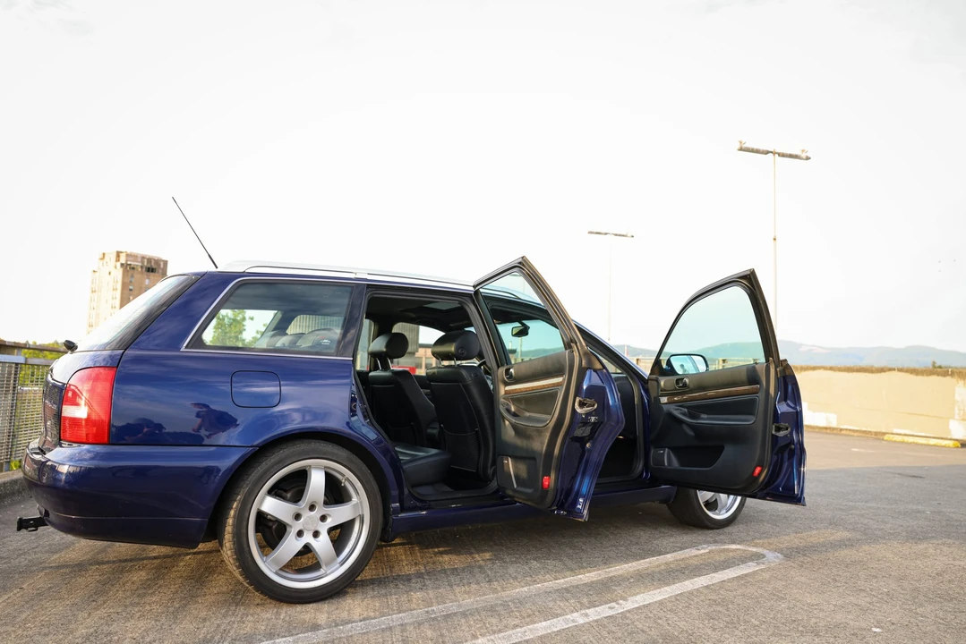 2002 Audi B5 S4 - Image 21 of 31