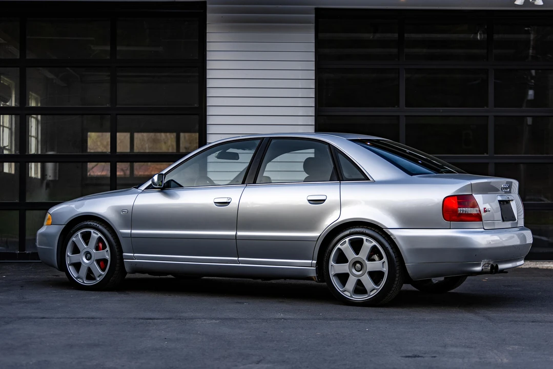 2002 Audi B5 S4 - Image 14 of 31