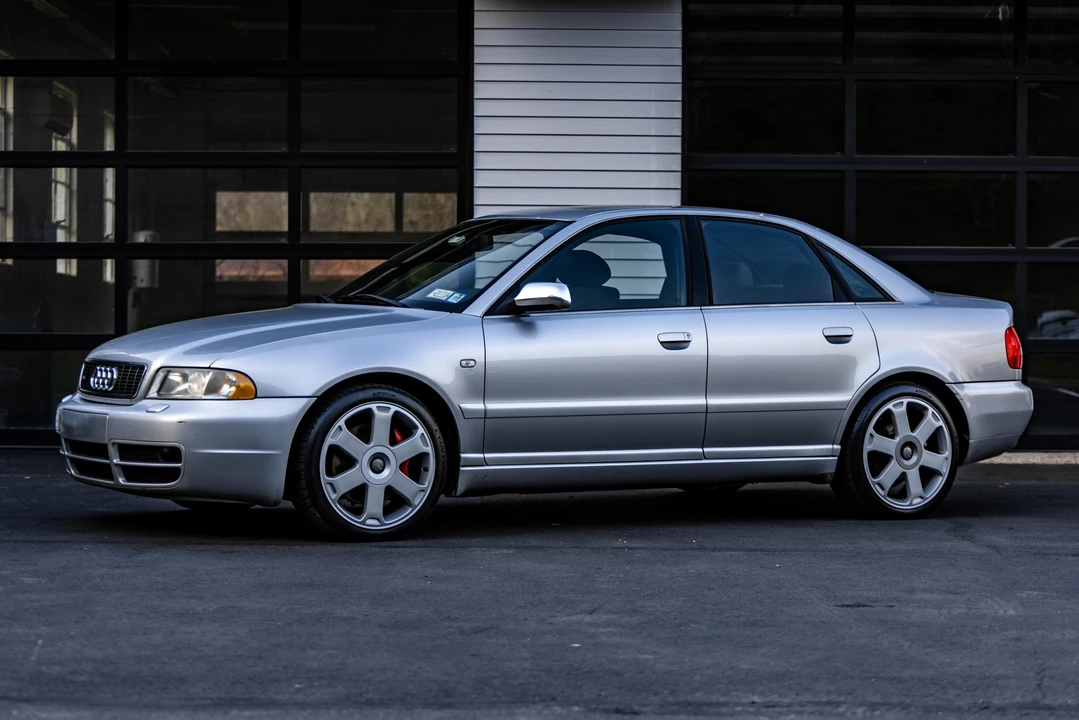 2002 Audi B5 S4 - Image 11 of 31