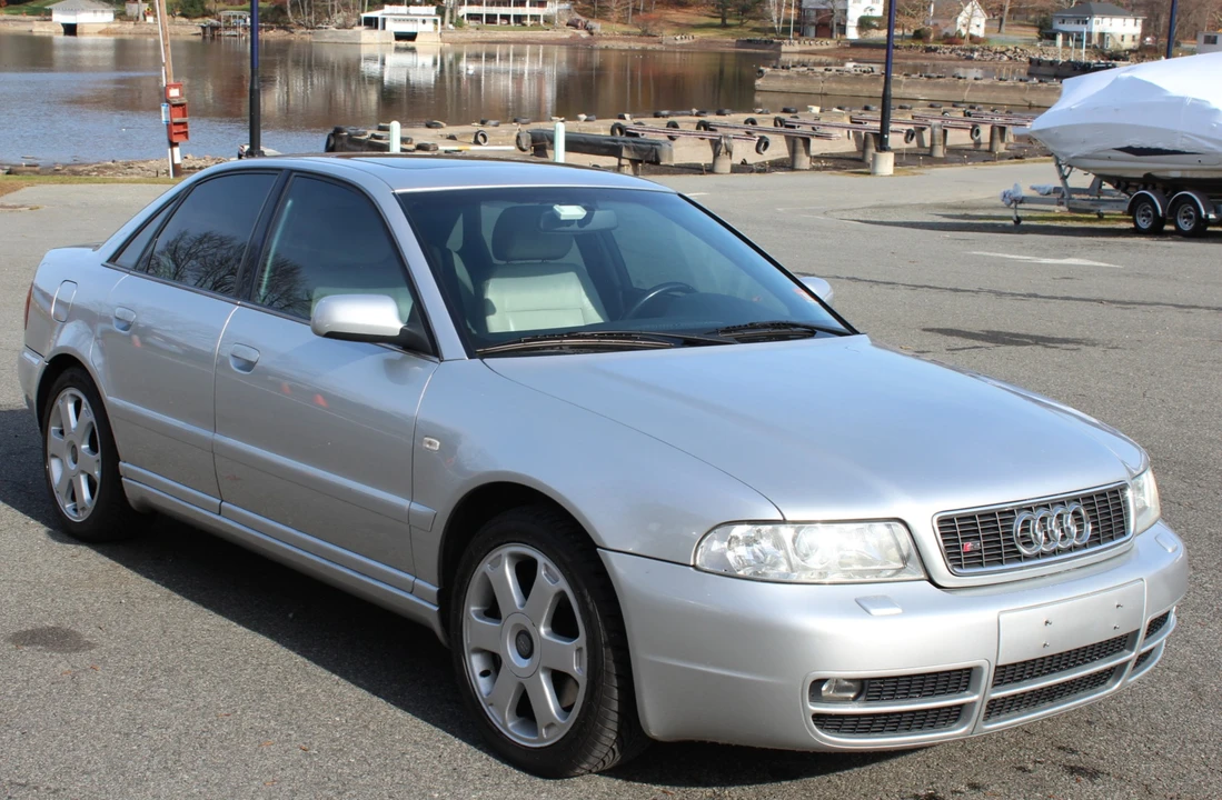 2002 Audi B5 S4 - Image 2 of 31