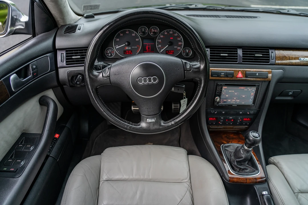 2002 Audi C5 S6 - Image 19 of 31
