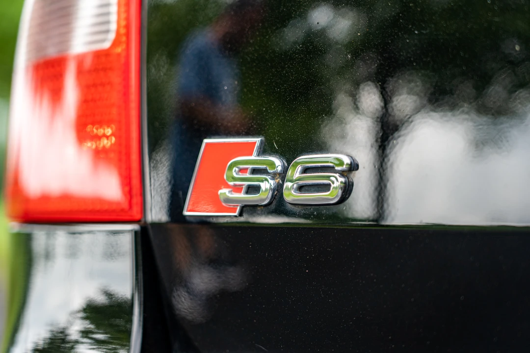 2002 Audi C5 S6 - Image 16 of 31