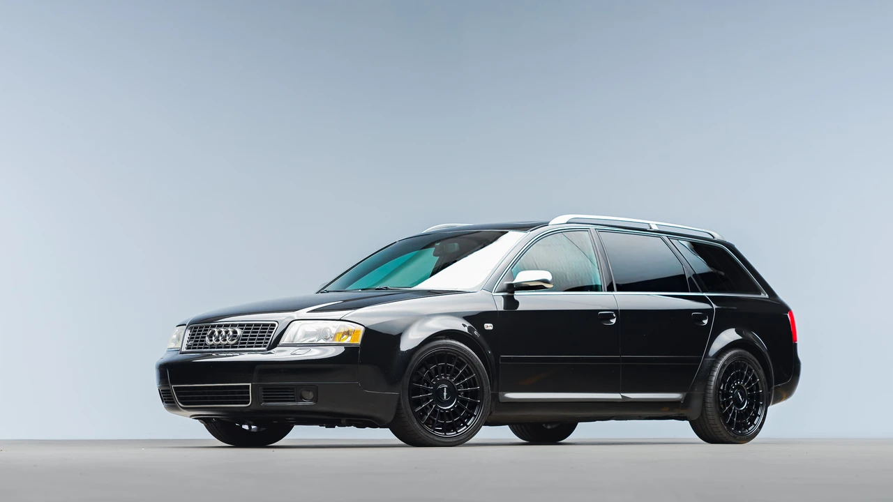 2002 Audi C5 S6 - Image 15 of 31