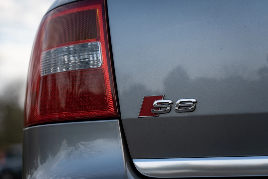 2002 Audi C5 S6 - Image 14 of 31