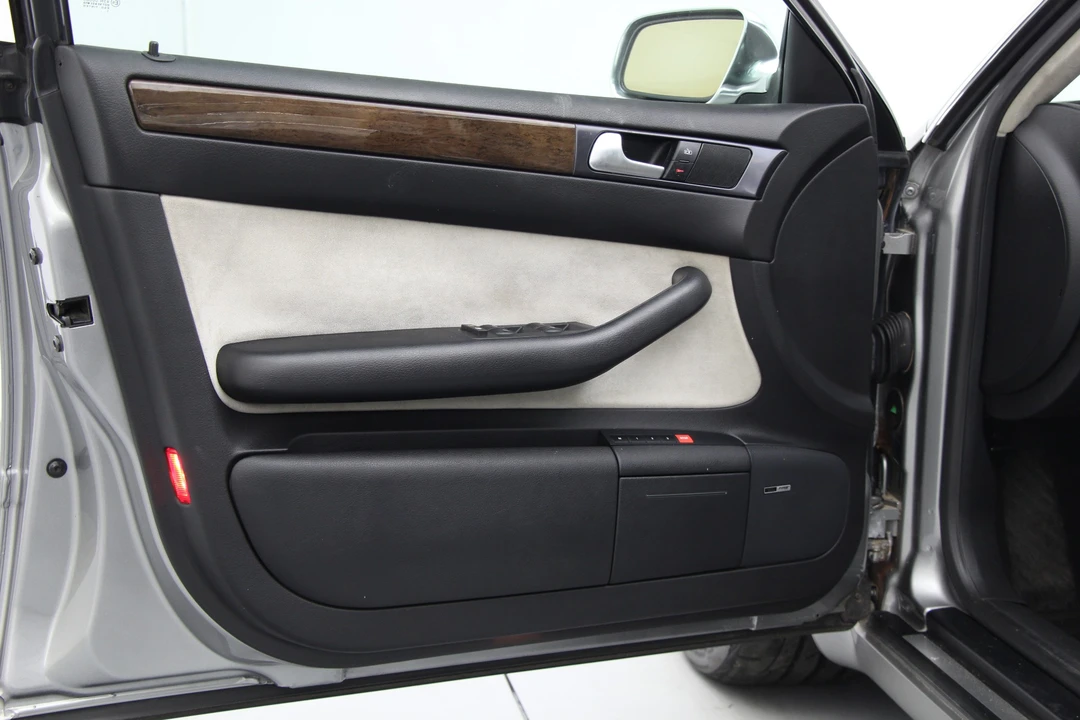 2002 Audi C5 S6 - Image 29 of 31