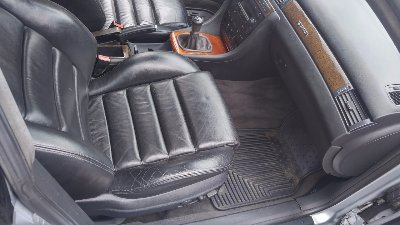 2002 Audi C5 S6 - Image 18 of 31