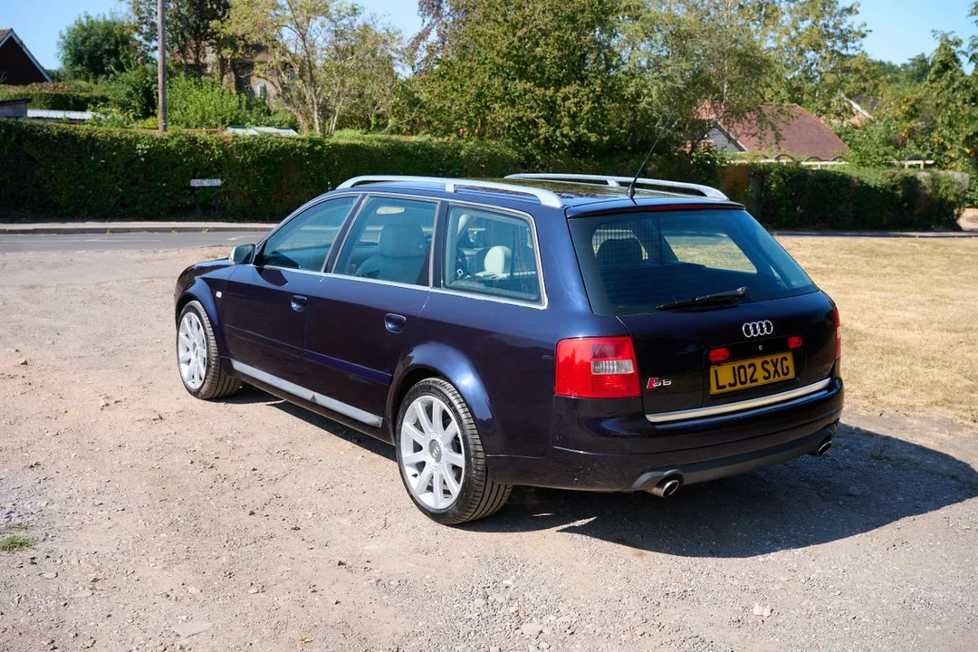 2002 Audi C5 S6 - Image 9 of 30