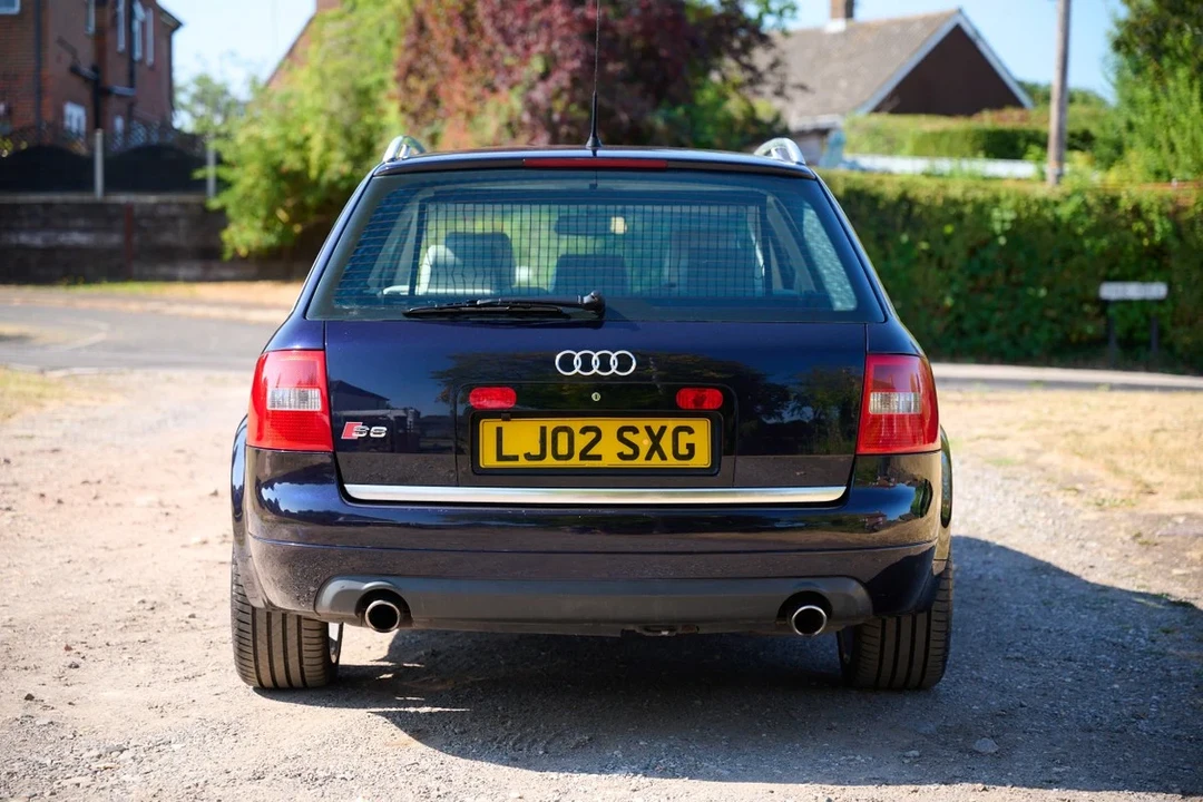 2002 Audi C5 S6 - Image 8 of 30